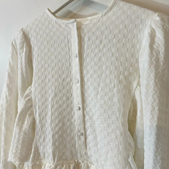 Ruffled White Mini Dress with Puffy Sleeves Size S - Summer Wedding Shower - Picture 9 of 16